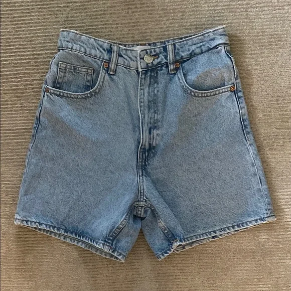 Zara Denim Cotton Jean Shorts Light Wash Boy Long Length Size 4 - Picture 2 of 11